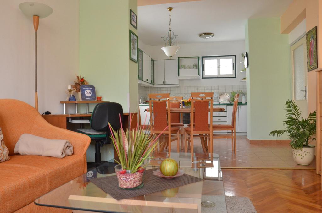 Apartment In Zadar Exterior photo
